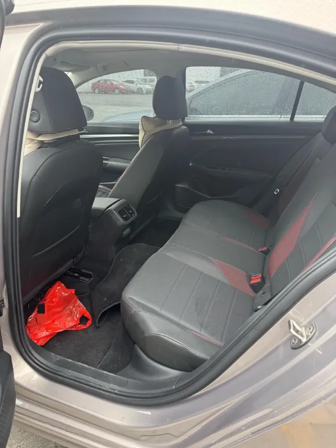 2021 Volkswagen Bora 1.5L 113HP L4 6AT,autocango,china used car exporter,china ev exporter,chinese used car exporter,chinese used ev exporter