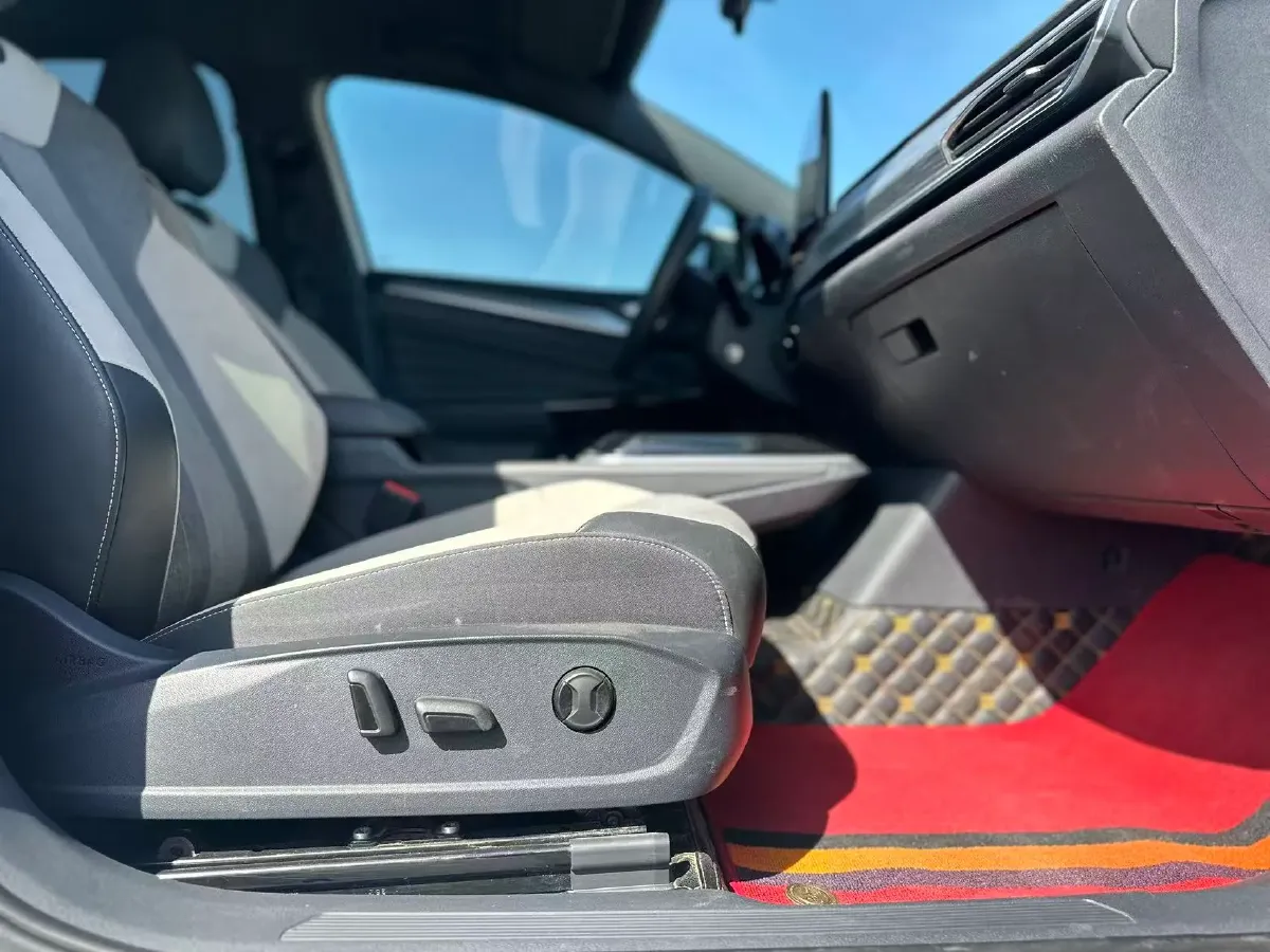 2021 Volkswagen ID.4 Crozz BEV 84.8KWH,autocango,china used car exporter,china ev exporter,chinese used car exporter,chinese used ev exporter