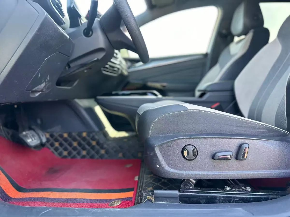 2021 Volkswagen ID.4 Crozz BEV 84.8KWH,autocango,china used car exporter,china ev exporter,chinese used car exporter,chinese used ev exporter