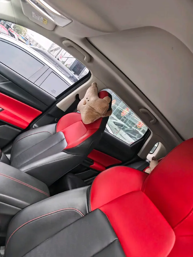 2022 ChangAn Oshan X7 Plus 1.5T 188HP L4 7DCT,autocango,china used car exporter,china ev exporter,chinese used car exporter,chinese used ev exporter