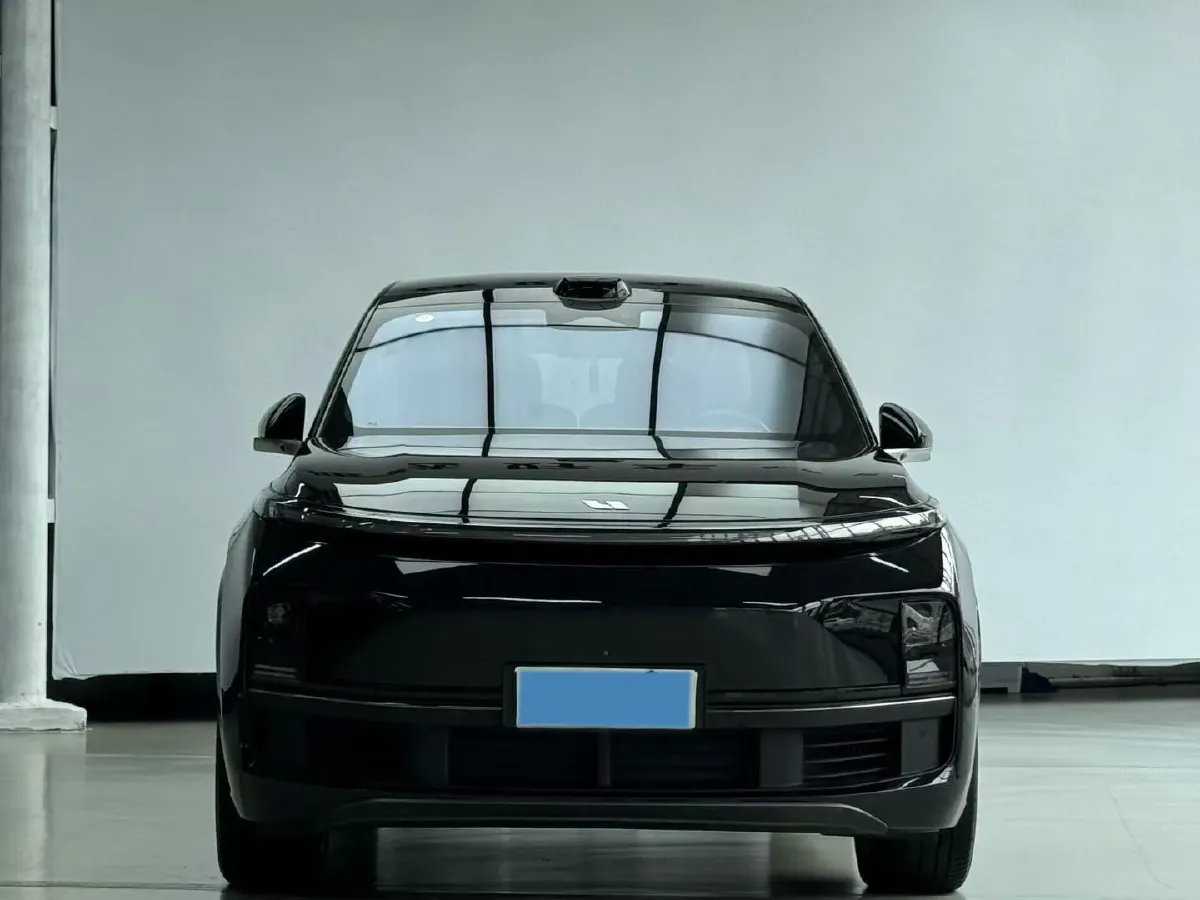 2022 Li L9 Range Extended 154HP REEV 42.6KWH,autocango,china used car exporter,china ev exporter,chinese used car exporter,chinese used ev exporter