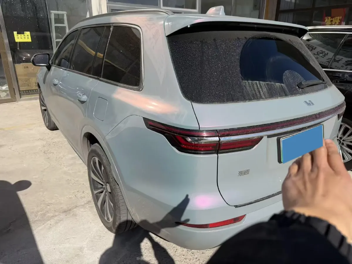 2021 Li ONE Range Extended 131HP REEV 40.5KWH,autocango,china used car exporter,china ev exporter,chinese used car exporter,chinese used ev exporter