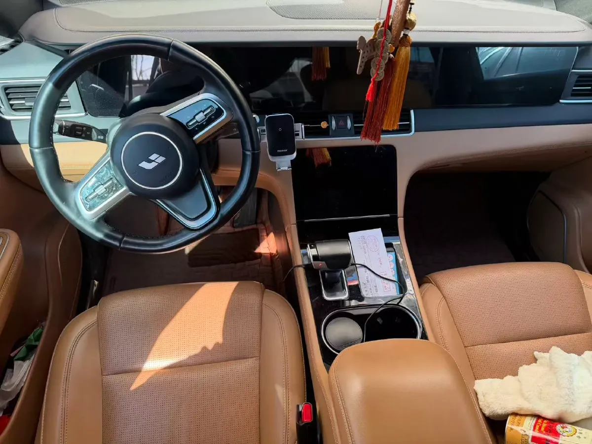 2021 Li ONE Range Extended 131HP REEV 40.5KWH,autocango,china used car exporter,china ev exporter,chinese used car exporter,chinese used ev exporter