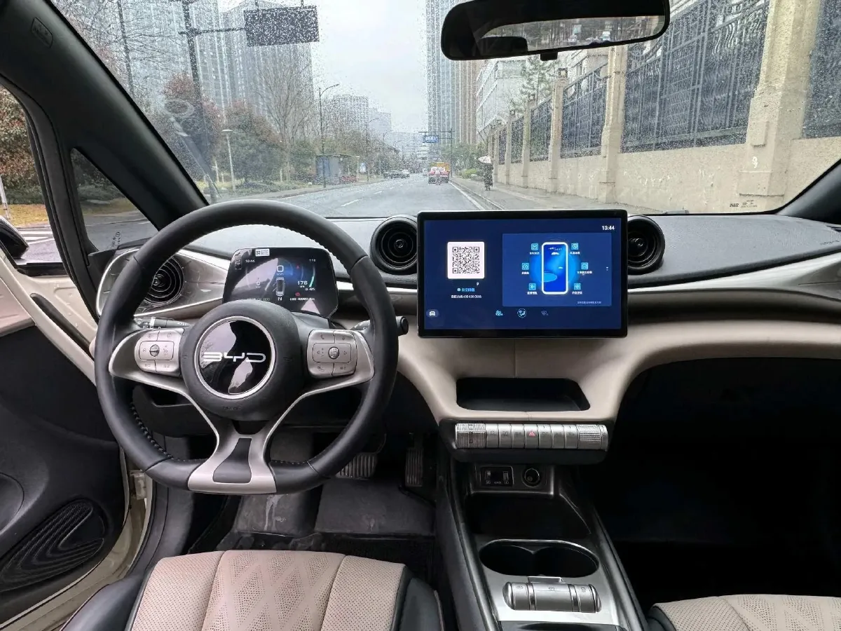 2023 BYD Dolphin BEV 44.928KWH,autocango,china used car exporter,china ev exporter,chinese used car exporter,chinese used ev exporter