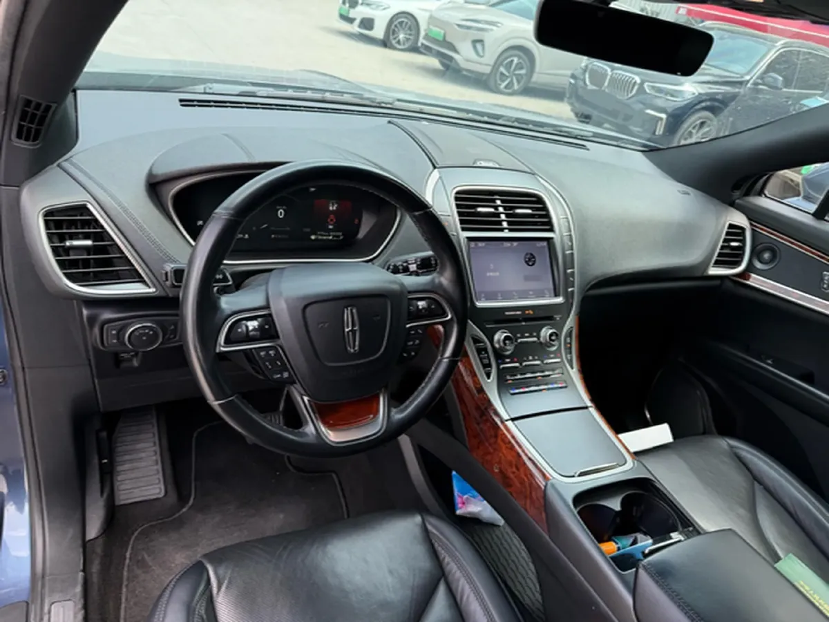 2019 Lincoln Nautilus 2.0T 235HP L4 8AT,autocango,china used car exporter,china ev exporter,chinese used car exporter,chinese used ev exporter