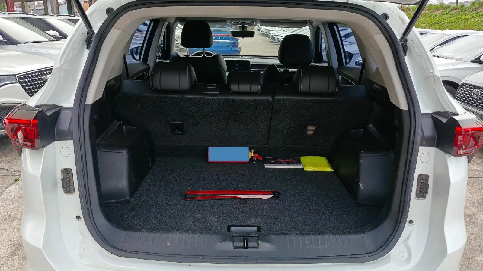 2021 Jetour X70 Plus 1.6T 197HP L4 7DCT,autocango,china used car exporter,china ev exporter,chinese used car exporter,chinese used ev exporter