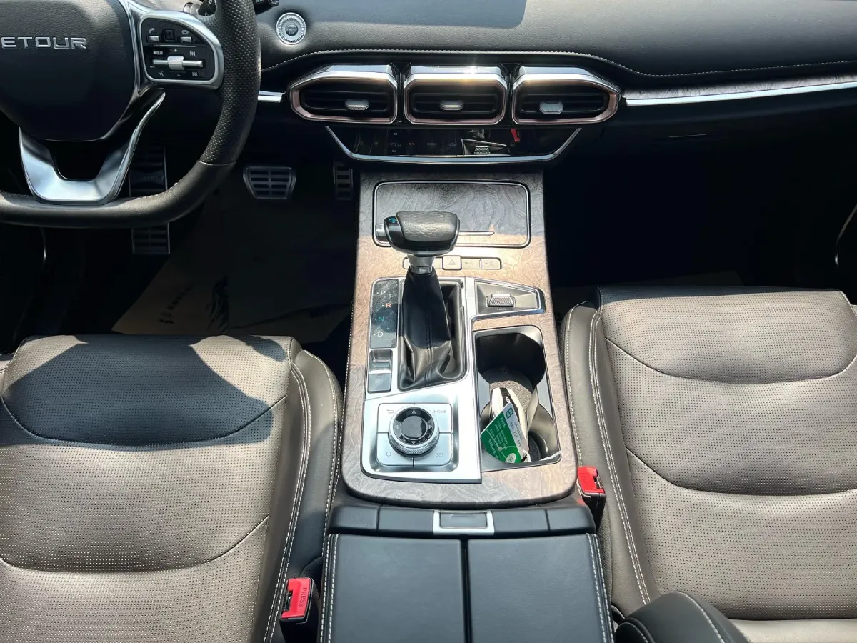 2021 Jetour X70 Plus 1.6T 197HP L4 7DCT,autocango,china used car exporter,china ev exporter,chinese used car exporter,chinese used ev exporter