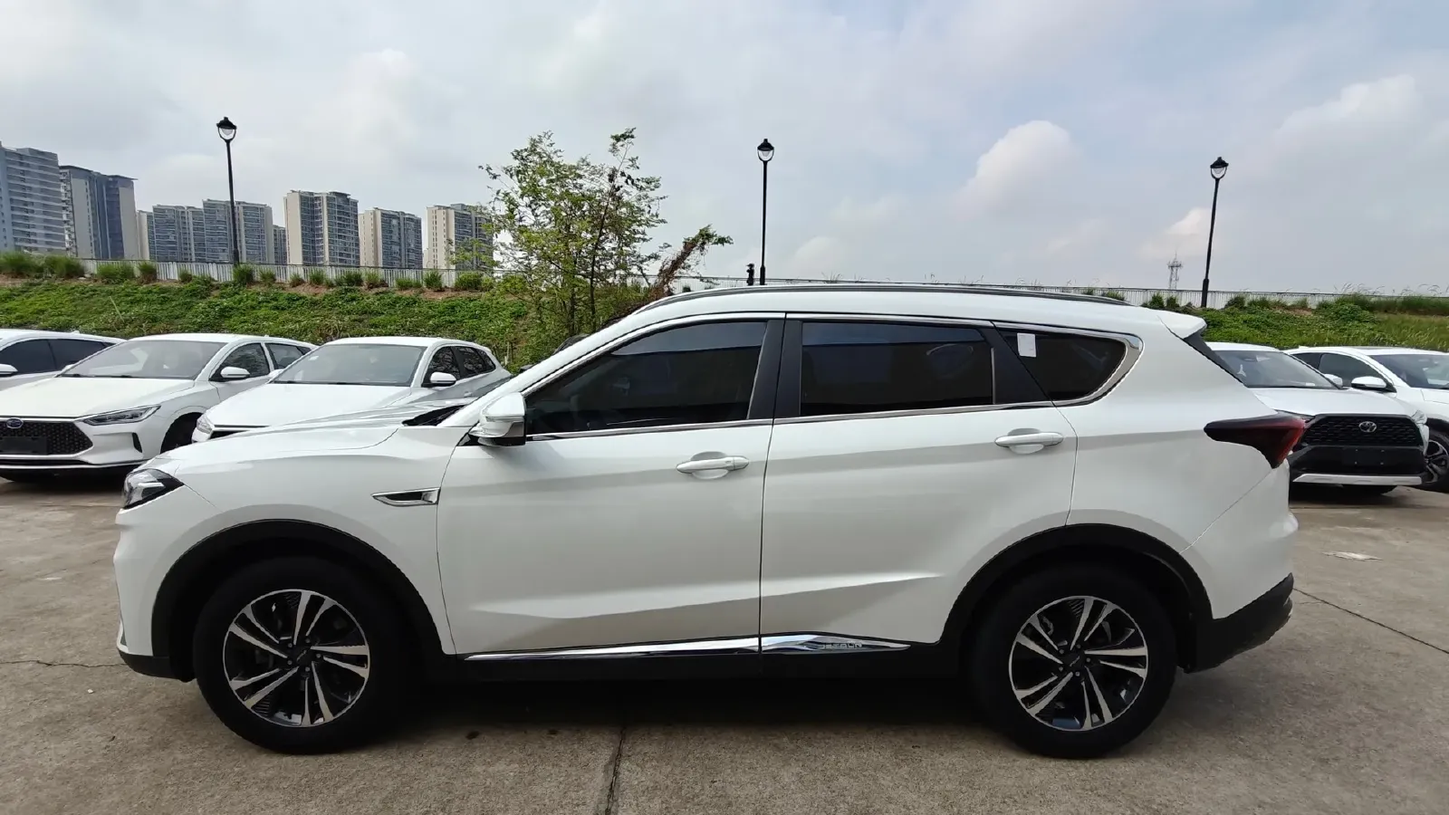 2021 Jetour X70 Plus 1.6T 197HP L4 7DCT,autocango,china used car exporter,china ev exporter,chinese used car exporter,chinese used ev exporter