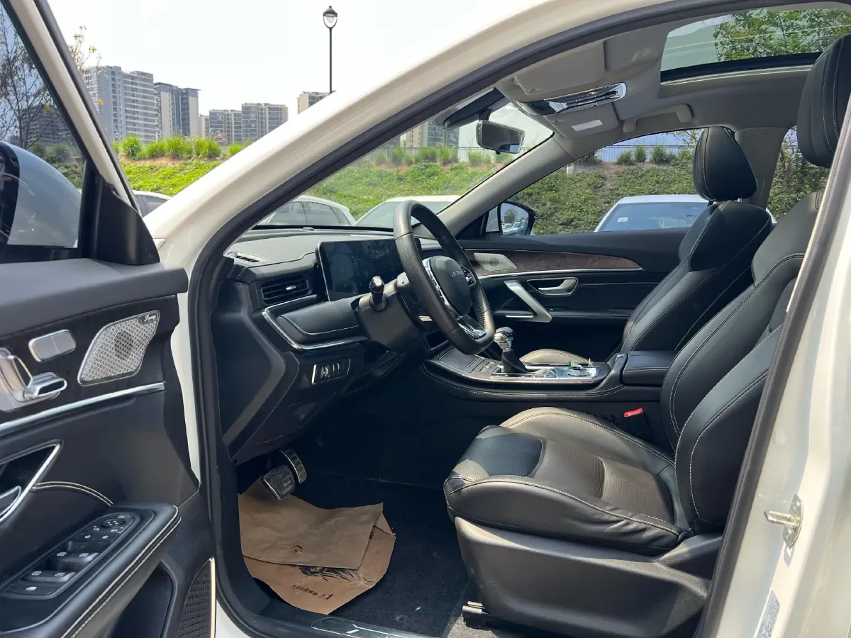 2021 Jetour X70 Plus 1.6T 197HP L4 7DCT,autocango,china used car exporter,china ev exporter,chinese used car exporter,chinese used ev exporter