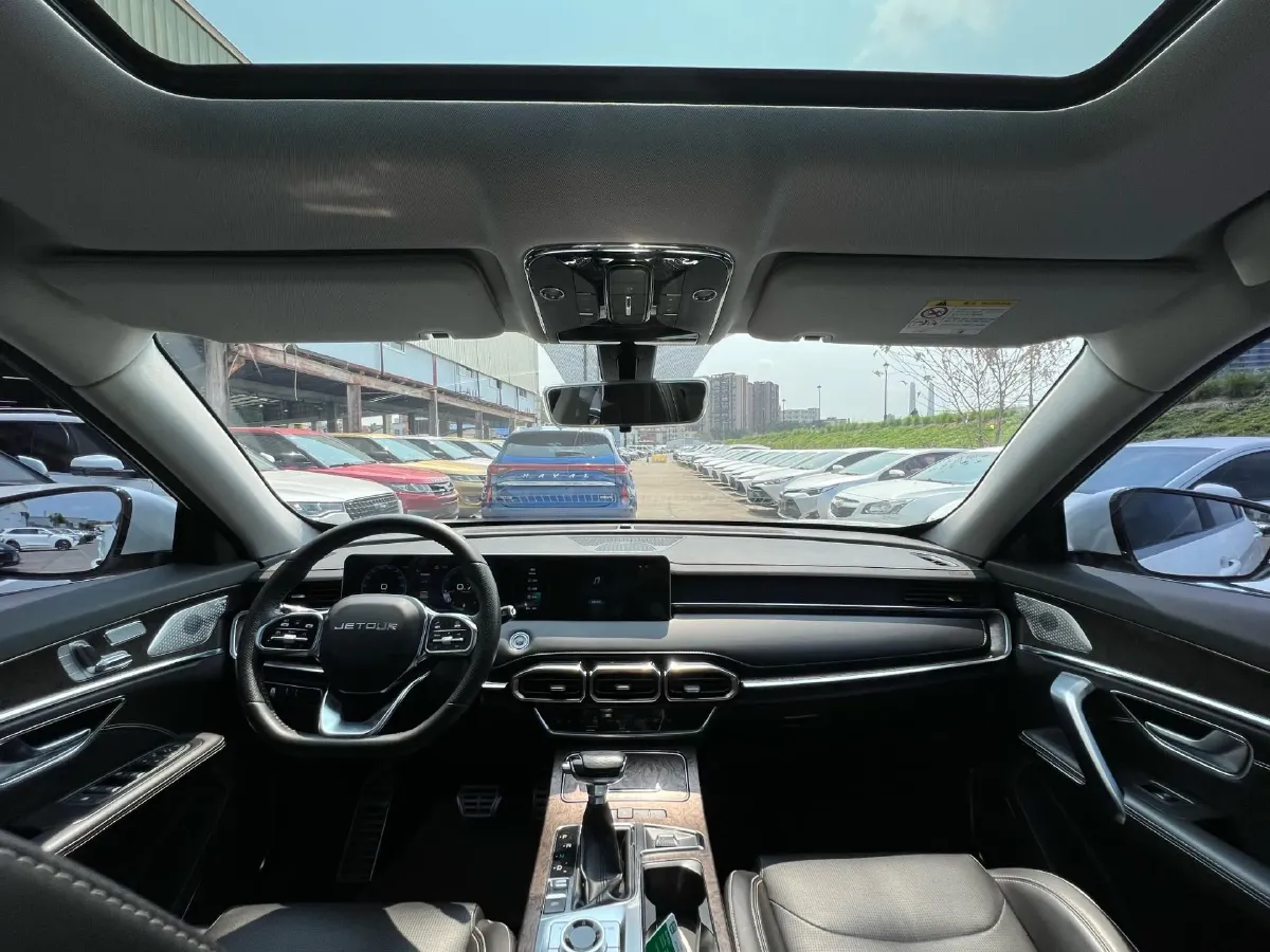 2021 Jetour X70 Plus 1.6T 197HP L4 7DCT,autocango,china used car exporter,china ev exporter,chinese used car exporter,chinese used ev exporter