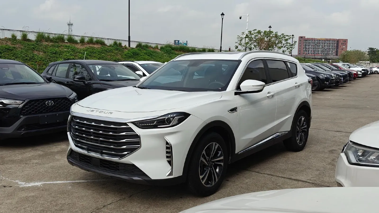 2021 Jetour X70 Plus 1.6T 197HP L4 7DCT,autocango,china used car exporter,china ev exporter,chinese used car exporter,chinese used ev exporter