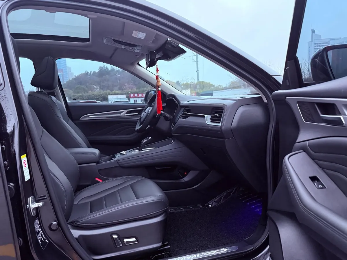 2020 Haval F7 1.5T 169HP L4 7DCT,autocango,china used car exporter,china ev exporter,chinese used car exporter,chinese used ev exporter