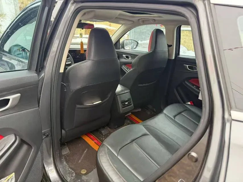 2022 ChangAn Oshan X7 Plus 1.5T 188HP L4 7DCT,autocango,china used car exporter,china ev exporter,chinese used car exporter,chinese used ev exporter