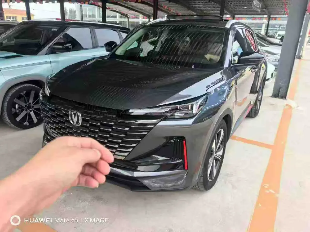 2022 ChangAn Oshan X7 Plus 1.5T 188HP L4 7DCT,autocango,china used car exporter,china ev exporter,chinese used car exporter,chinese used ev exporter