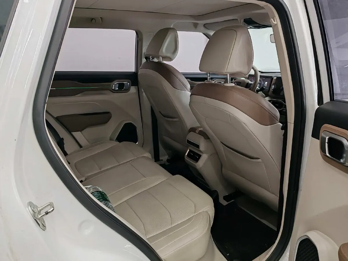 2020 Geely ICON 1.5T 177HP L3 7DCT,autocango,china used car exporter,china ev exporter,chinese used car exporter,chinese used ev exporter