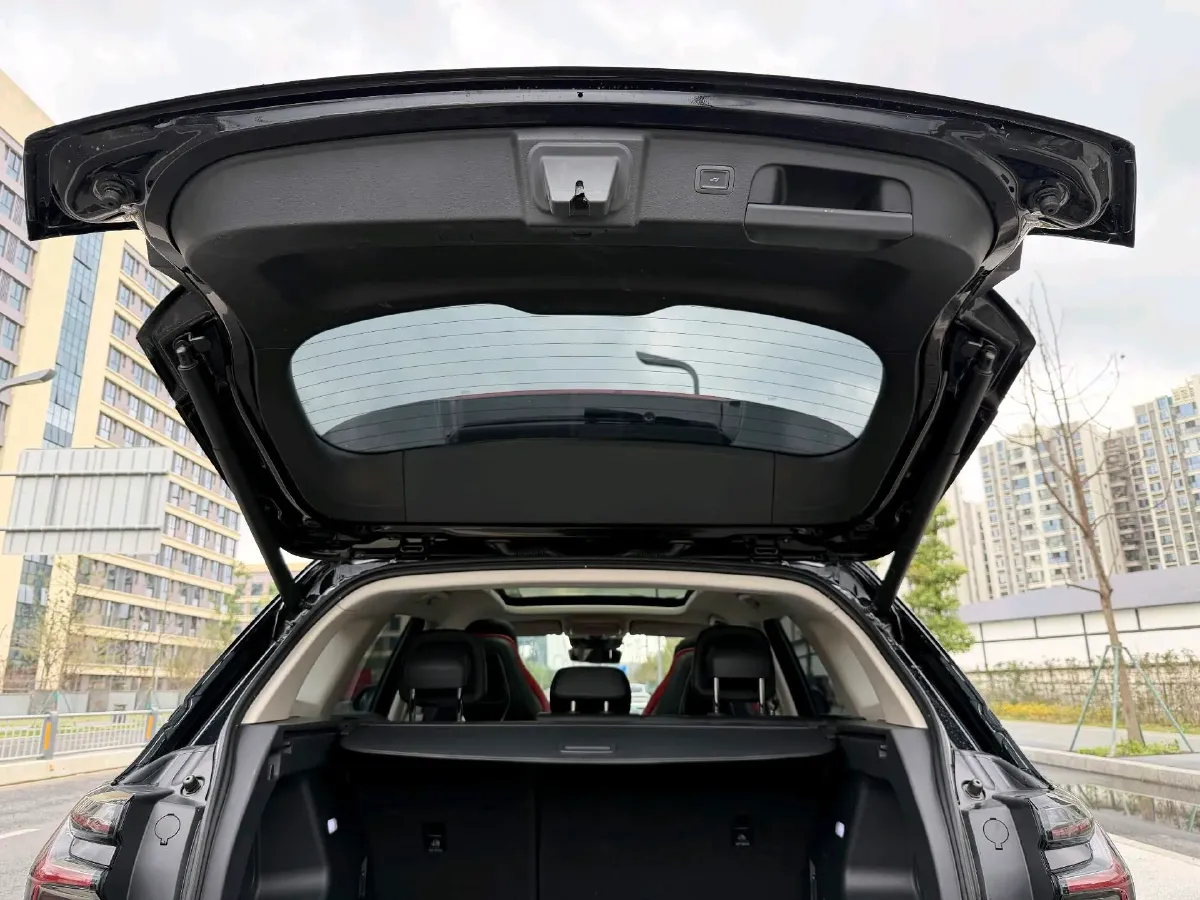 2023 HongQi HS3 1.5T 169HP L4 1DHT Hybrid 1.83KWH,autocango,china used car exporter,china ev exporter,chinese used car exporter,chinese used ev exporter