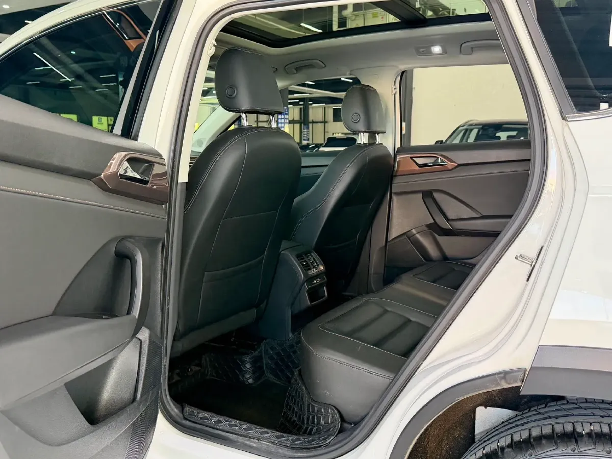 2022 Volkswagen Tharu 1.4T 150HP L4 7DCT,autocango,china used car exporter,china ev exporter,chinese used car exporter,chinese used ev exporter