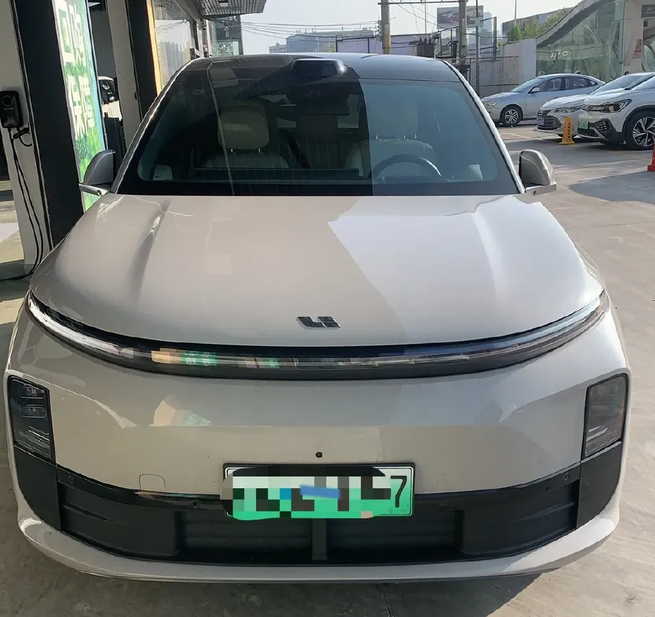 2024 Li L6 Range Extended 154HP L4 REEV 36.8KWH,autocango,china used car exporter,china ev exporter,chinese used car exporter,chinese used ev exporter