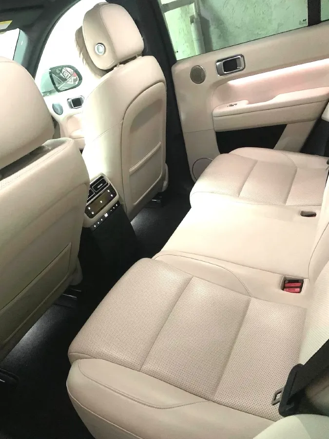 2024 Li L6 Range Extended 154HP L4 REEV 36.8KWH,autocango,china used car exporter,china ev exporter,chinese used car exporter,chinese used ev exporter