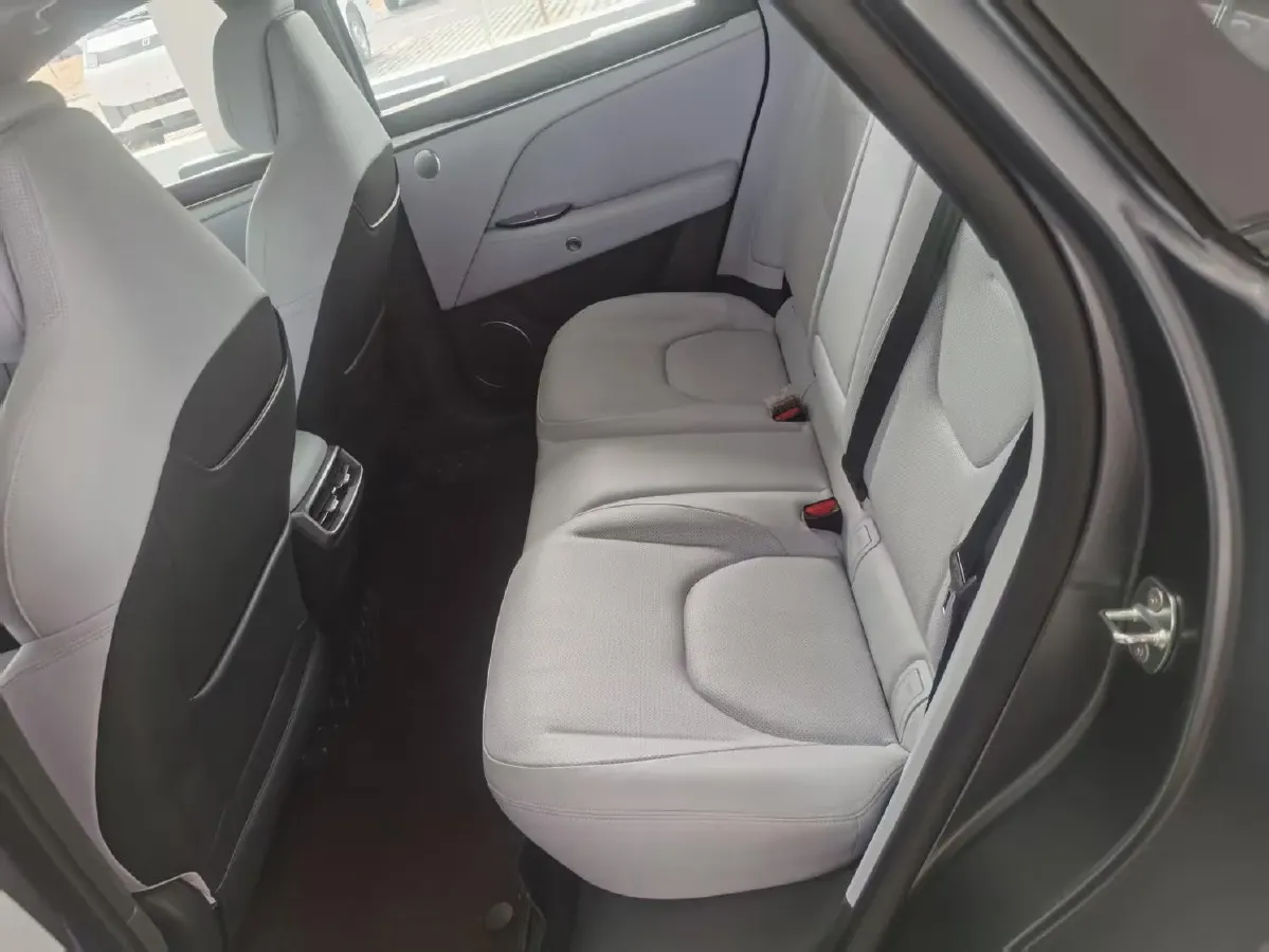 2025 Toyota bZ5 BEV,autocango,china used car exporter,china ev exporter,chinese used car exporter,chinese used ev exporter