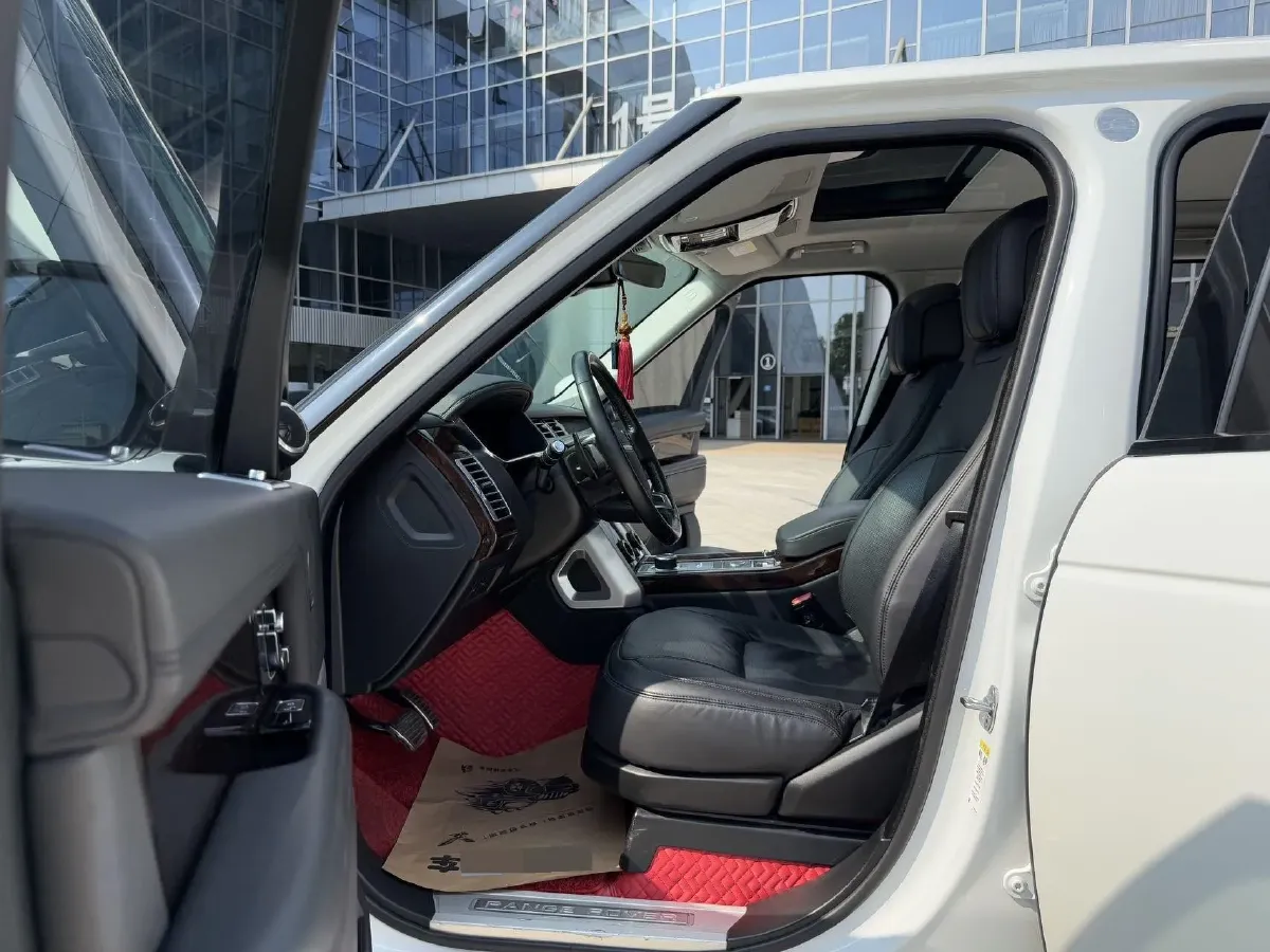 2020 Land Rover Range Rover 3.0T 400HP L6 8AT,autocango,china used car exporter,china ev exporter,chinese used car exporter,chinese used ev exporter