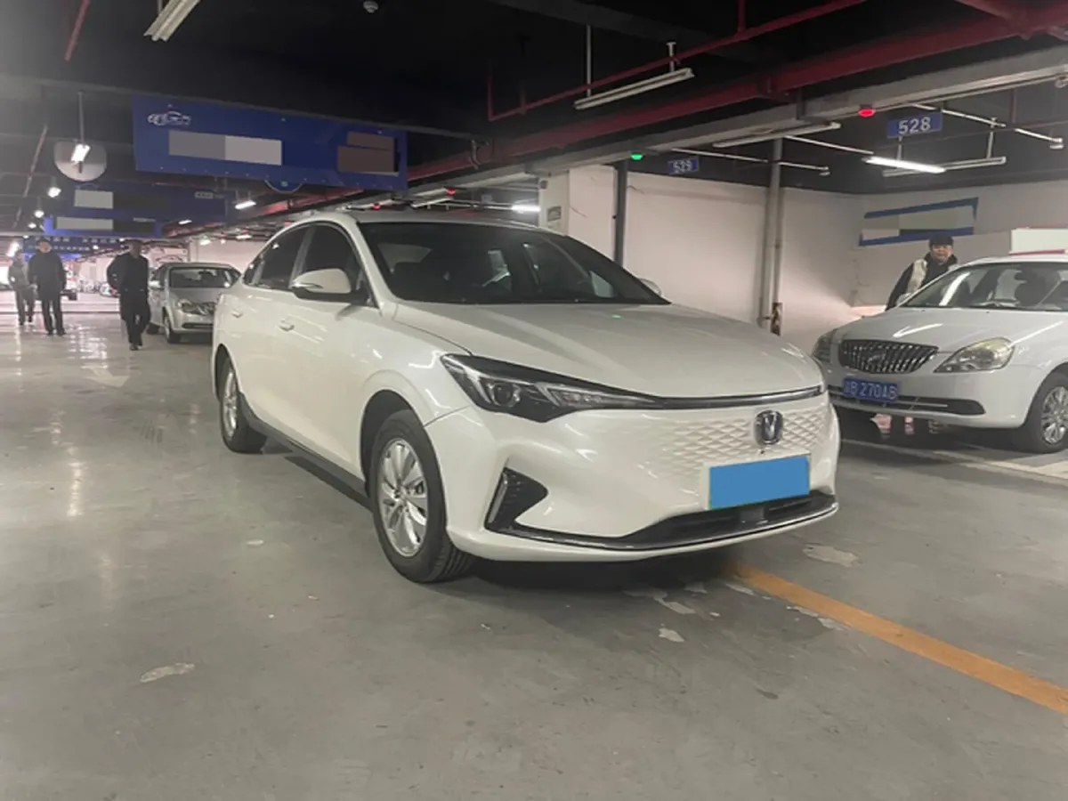 2022 ChangAn Eado BEV 47.78KWH,autocango,china used car exporter,china ev exporter,chinese used car exporter,chinese used ev exporter