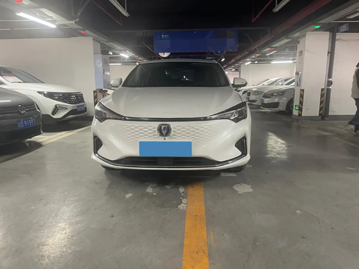 2022 ChangAn Eado BEV 47.78KWH,autocango,china used car exporter,china ev exporter,chinese used car exporter,chinese used ev exporter