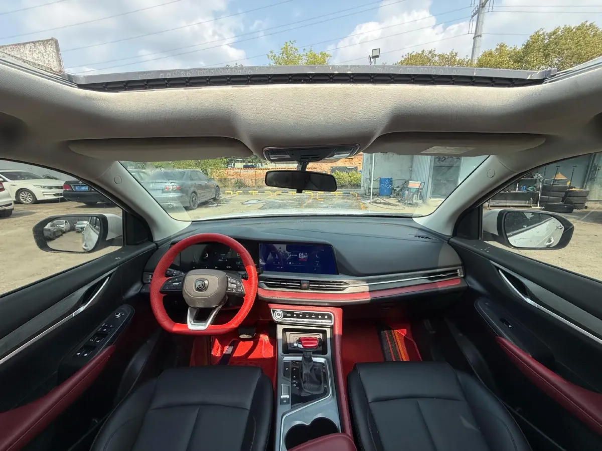 2022 ChangAn Oshan X7 Plus 1.5T 188HP L4 7DCT,autocango,china used car exporter,china ev exporter,chinese used car exporter,chinese used ev exporter