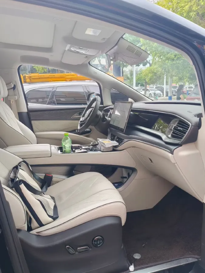 2024 Denza D9 1.5T 139HP L4 E-CVT PHEV 40KWH,autocango,china used car exporter,china ev exporter,chinese used car exporter,chinese used ev exporter