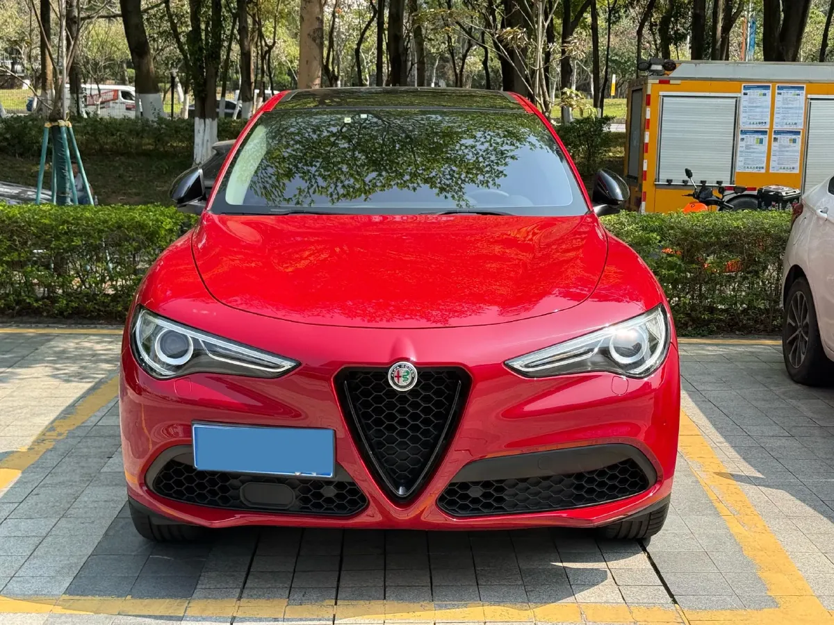 2017 Lexus NX 2.0T 238HP L4 6AT,autocango,china used car exporter,china ev exporter,chinese used car exporter,chinese used ev exporter