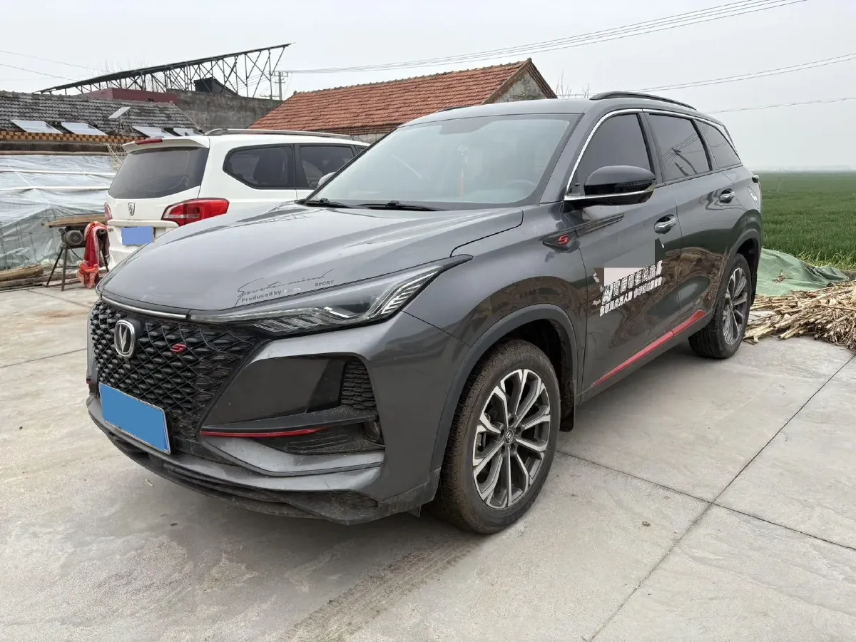 2020 ChangAn CS75 Plus 2.0T 233HP L4 8AT,autocango,china used car exporter,china ev exporter,chinese used car exporter,chinese used ev exporter