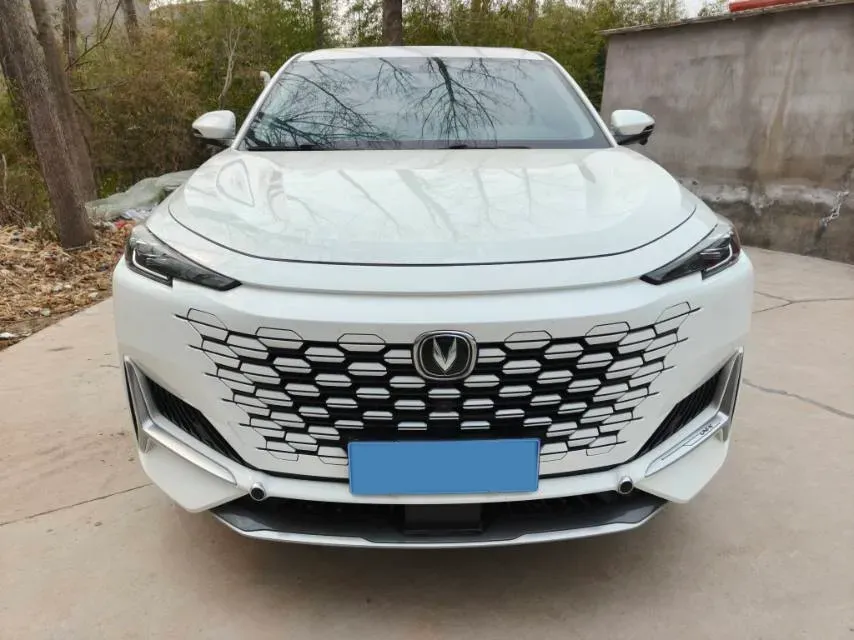 2021 ChangAn UNI-K 2.0T 233HP L4 8AT,autocango,china used car exporter,china ev exporter,chinese used car exporter,chinese used ev exporter
