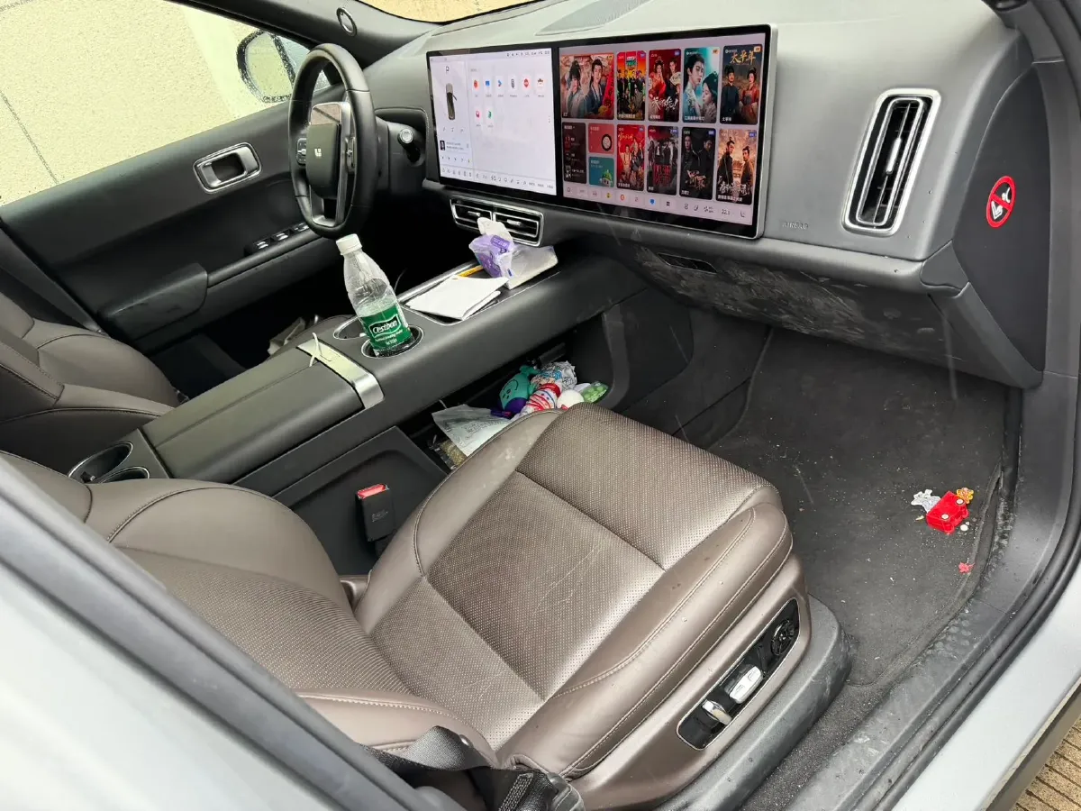 2023 Li L8 Range Extended 154HP REEV 40.9KWH,autocango,china used car exporter,china ev exporter,chinese used car exporter,chinese used ev exporter