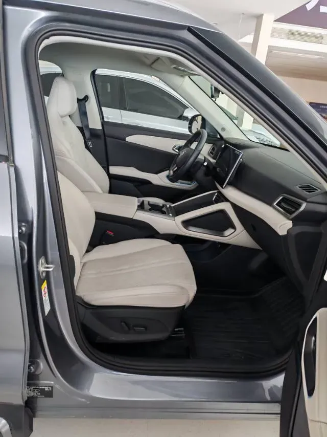 2024 BYD YuanUP BEV 45.12KWH,autocango,china used car exporter,china ev exporter,chinese used car exporter,chinese used ev exporter