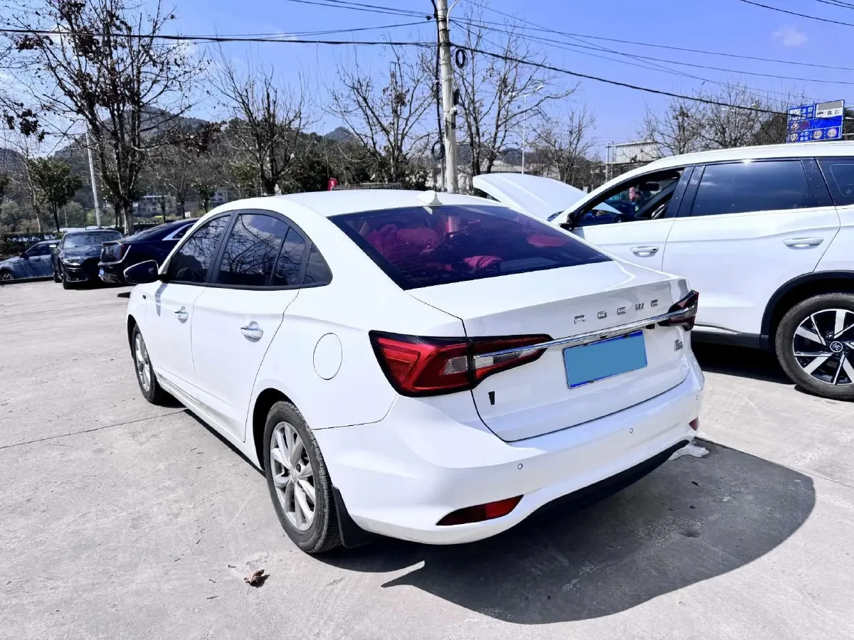 2019 Roewe i5 1.5L 120HP L4 5MT,autocango,china used car exporter,china ev exporter,chinese used car exporter,chinese used ev exporter