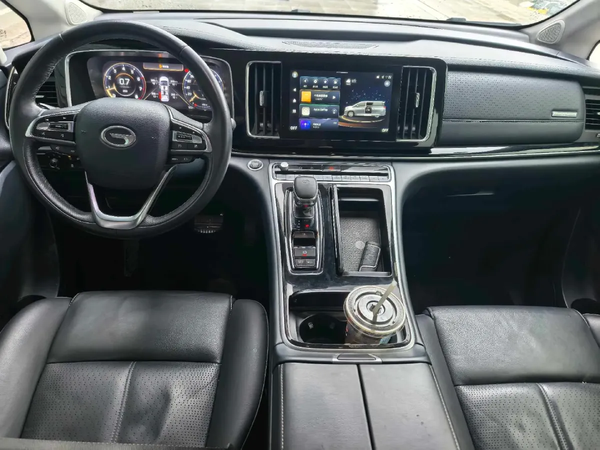 2021 GAC Trumpchi M8 2.0T 252HP L4 8AT,autocango,china used car exporter,china ev exporter,chinese used car exporter,chinese used ev exporter