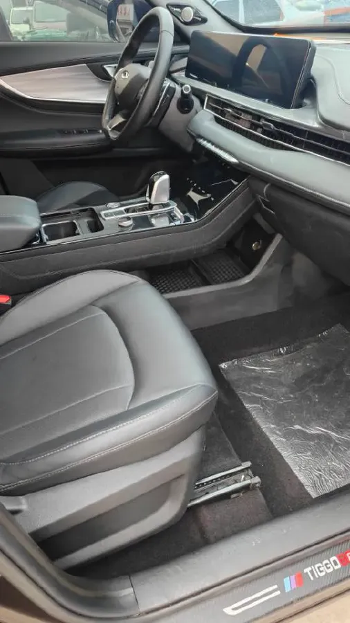 2021 Chery Tiggo 8 Plus 1.6T 197HP L4 7DCT,autocango,china used car exporter,china ev exporter,chinese used car exporter,chinese used ev exporter