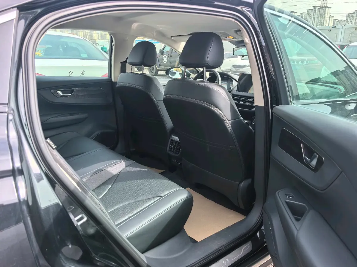 2022 HongQi E-QM5 BEV 54KWH,autocango,china used car exporter,china ev exporter,chinese used car exporter,chinese used ev exporter