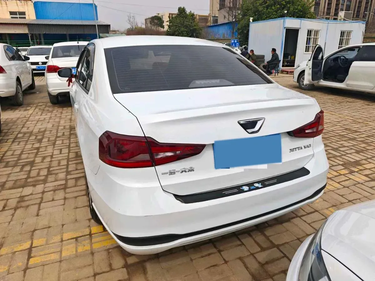 2024 Jetta VA3 1.5L 112HP L4 5MT,autocango,china used car exporter,china ev exporter,chinese used car exporter,chinese used ev exporter