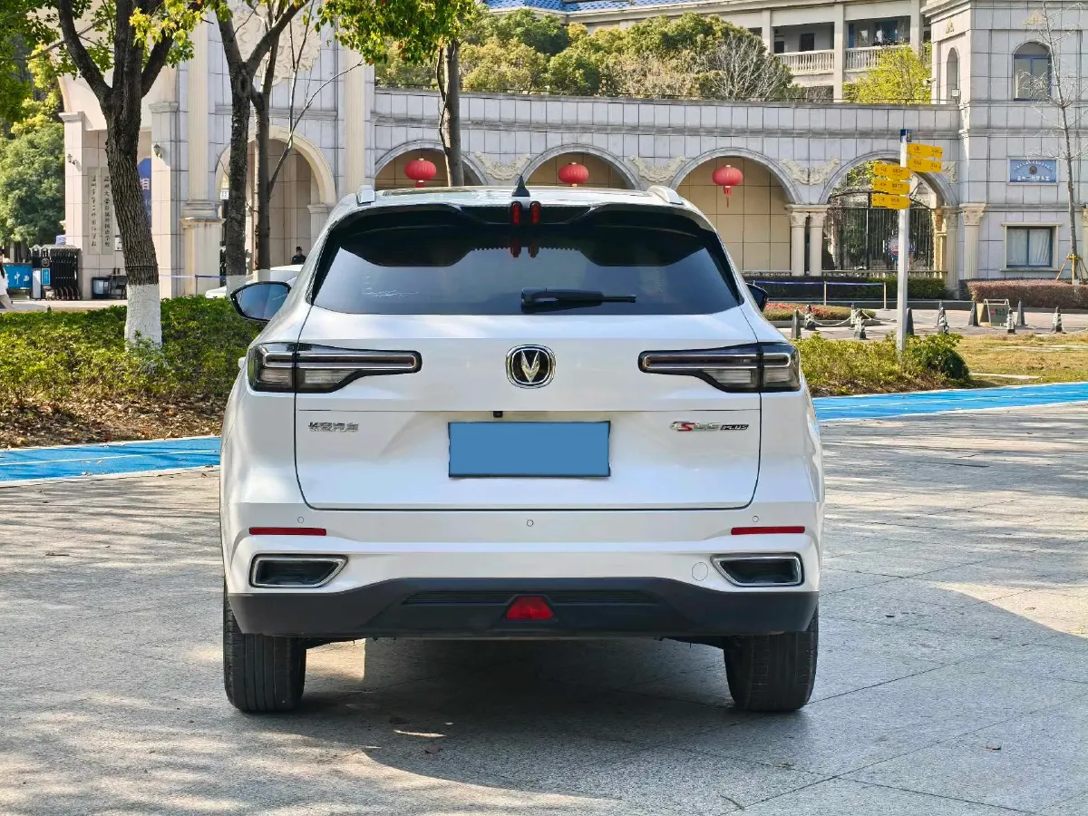 2022 ChangAn Oshan X7 Plus 1.5T 188HP L4 7DCT,autocango,china used car exporter,china ev exporter,chinese used car exporter,chinese used ev exporter