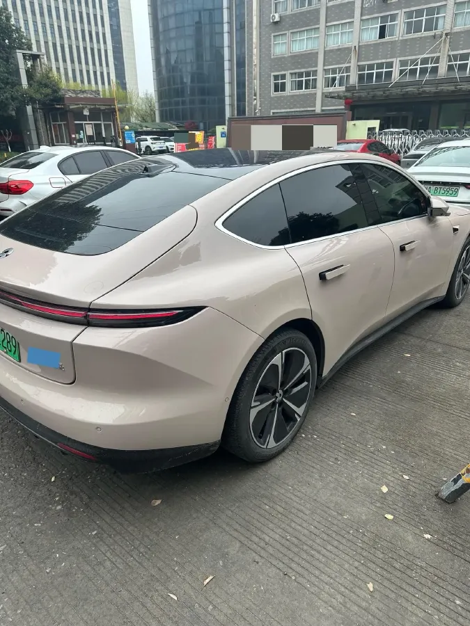 2024 NIO ET5 BEV 75KWH,autocango,china used car exporter,china ev exporter,chinese used car exporter,chinese used ev exporter