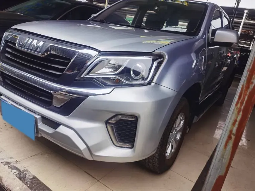 2023 Isuzu RE-MAX Jim 2.5T 143HP L4 6MT,autocango,china used car exporter,china ev exporter,chinese used car exporter,chinese used ev exporter
