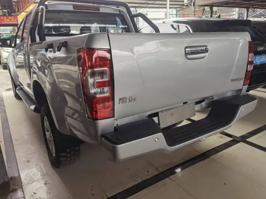 2023 Isuzu RE-MAX Jim 2.5T 143HP L4 6MT,autocango,china used car exporter,china ev exporter,chinese used car exporter,chinese used ev exporter