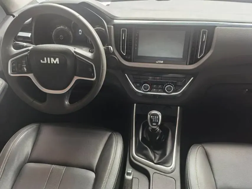 2023 Isuzu RE-MAX Jim 2.5T 143HP L4 6MT,autocango,china used car exporter,china ev exporter,chinese used car exporter,chinese used ev exporter