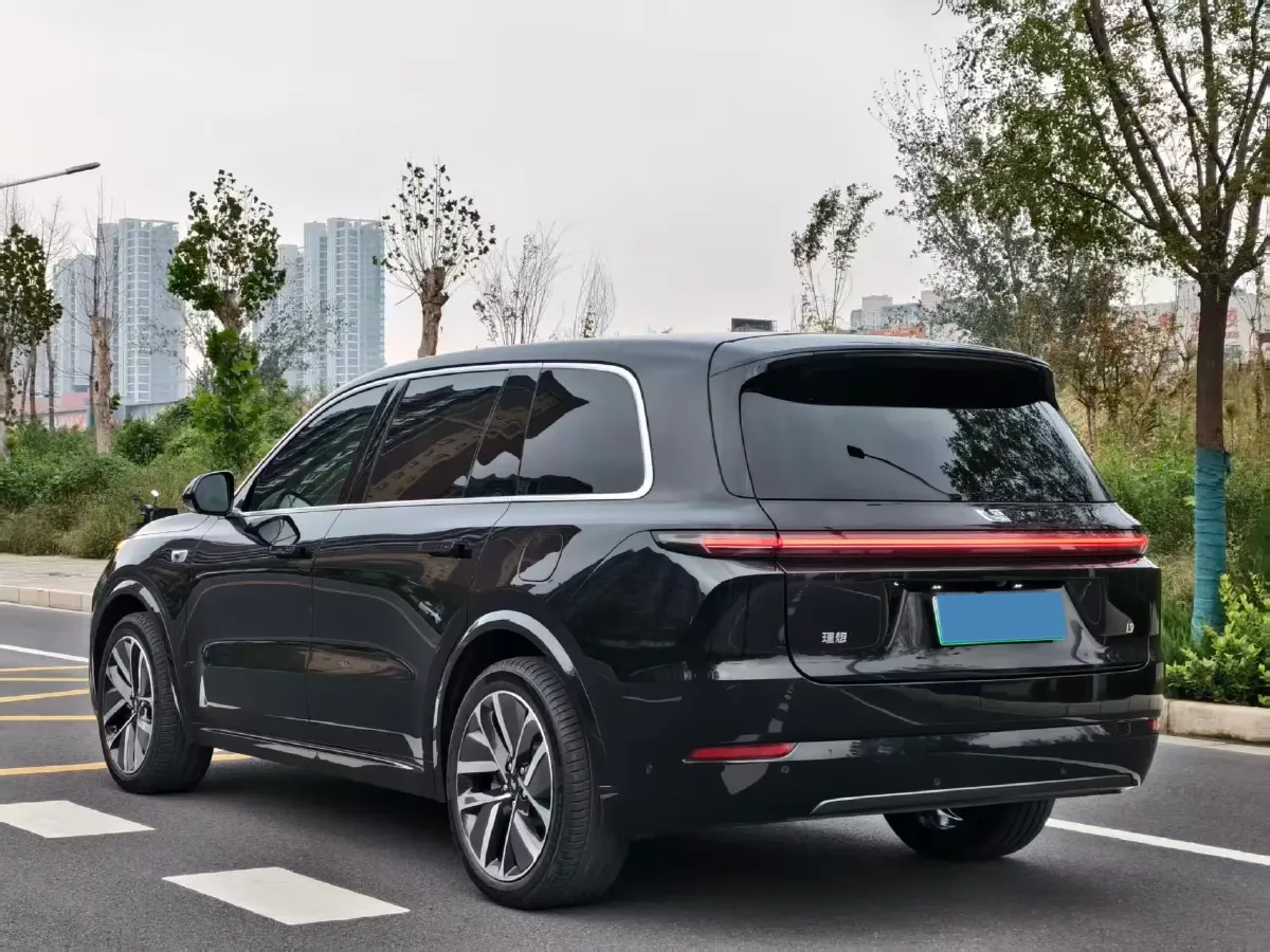 2022 Li L9 Range Extended 154HP REEV 42.6KWH,autocango,china used car exporter,china ev exporter,chinese used car exporter,chinese used ev exporter