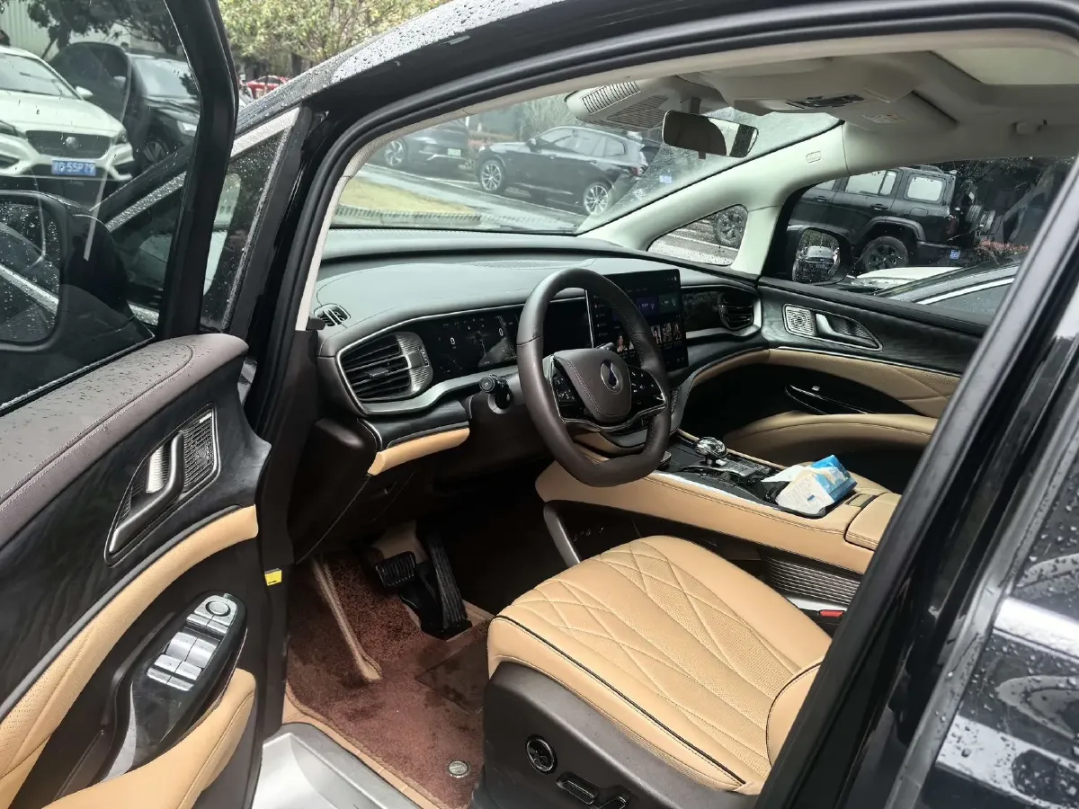 2024 Denza D9 1.5T 139HP L4 E-CVT PHEV 20.39KWH,autocango,china used car exporter,china ev exporter,chinese used car exporter,chinese used ev exporter