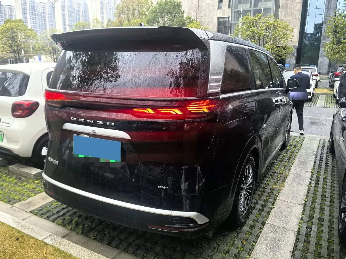 2024 Denza D9 1.5T 139HP L4 E-CVT PHEV 20.39KWH,autocango,china used car exporter,china ev exporter,chinese used car exporter,chinese used ev exporter