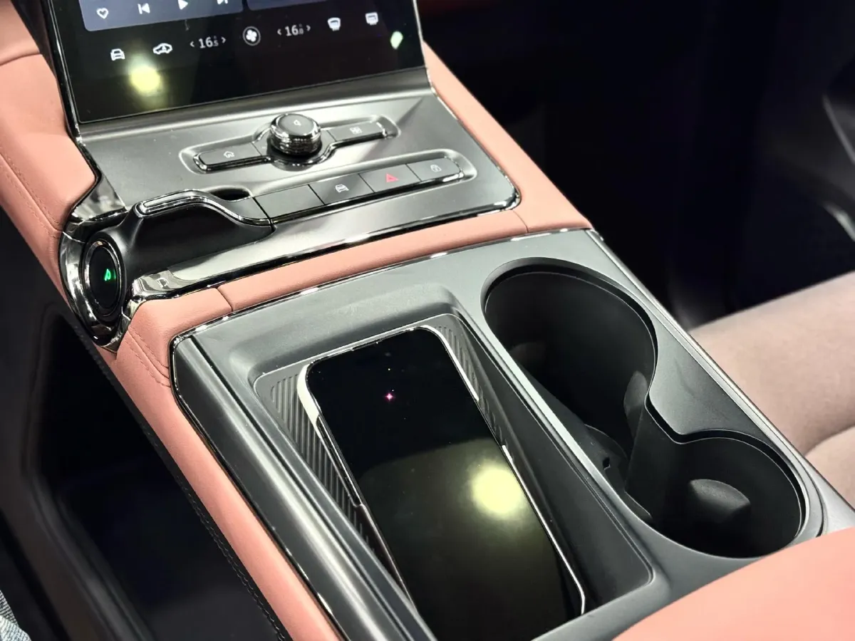 2020 NIO EC6 BEV 70KWH,autocango,china used car exporter,china ev exporter,chinese used car exporter,chinese used ev exporter