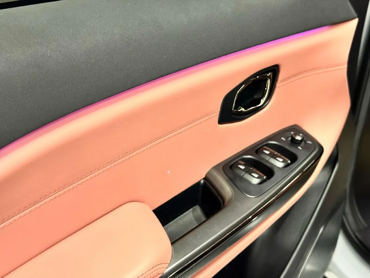 2020 NIO EC6 BEV 70KWH,autocango,china used car exporter,china ev exporter,chinese used car exporter,chinese used ev exporter