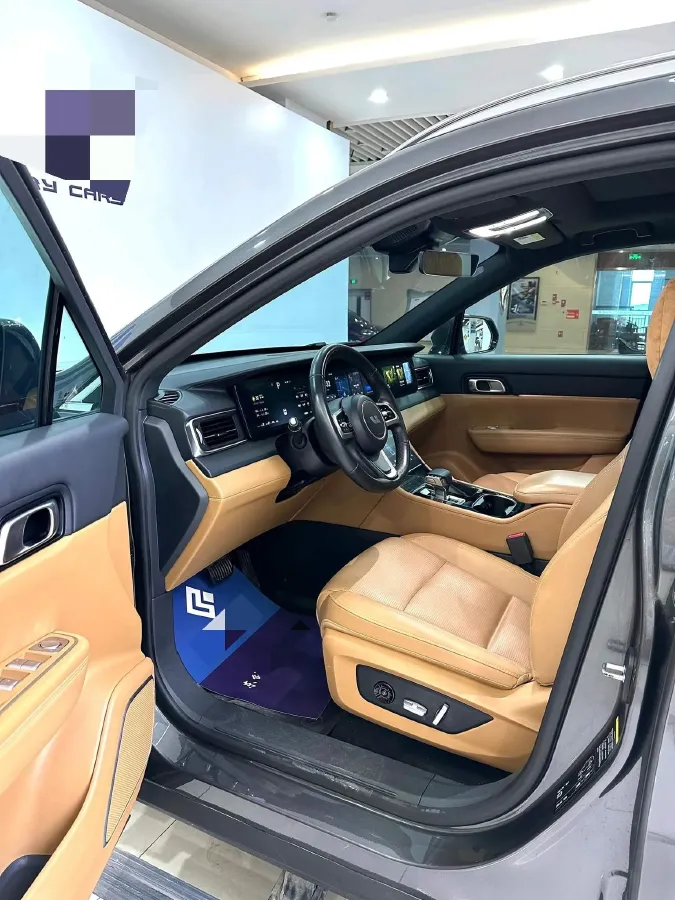 2021 Li ONE Range Extended 131HP REEV 40.5KWH,autocango,china used car exporter,china ev exporter,chinese used car exporter,chinese used ev exporter